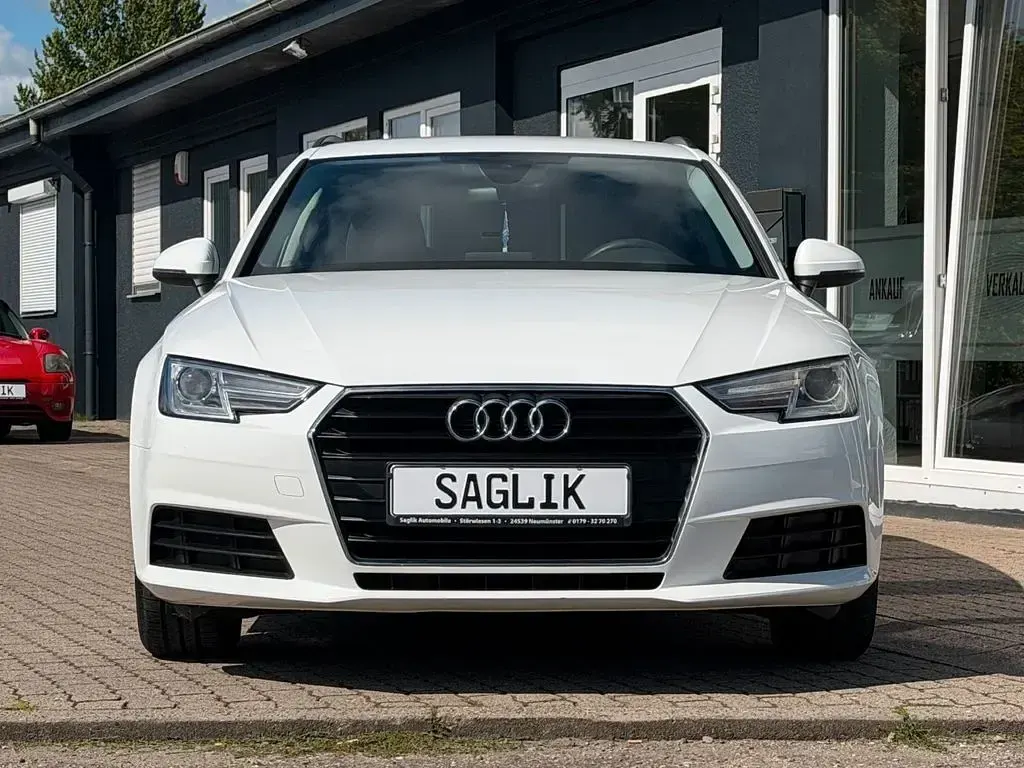 Gebraucht Audi A4 Sport 150 PS (110 kW) 2017 Weiß Limousine
