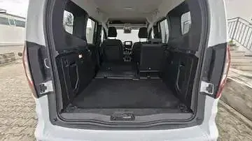 Gebraucht Renault Kangoo Techno 131 PS (96 kW) 2023 Weiß Van / Kleinbus