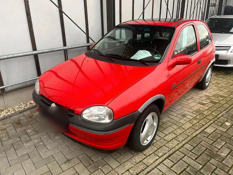 Gebraucht Opel Corsa 45 PS (33 kW) 1996 Rot Kleinwagen
