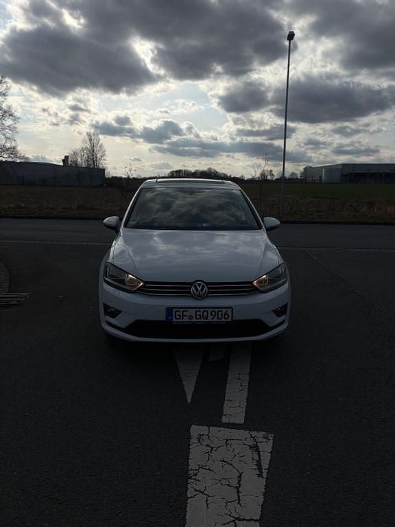 Gebraucht VW Golf VII 110 PS (80 kW) 2014 Weiß Limousine