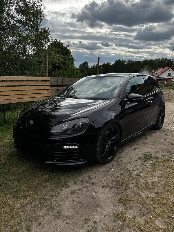 Schwarz Gebraucht 2010 VW Golf VI R Limousine | 12.500 € (Teuer) - Bild 1/4
