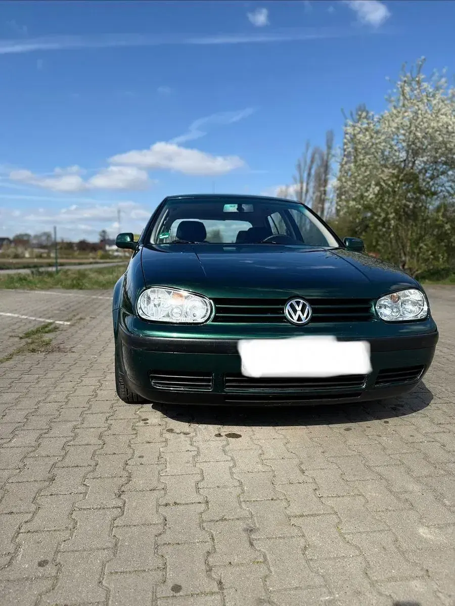 Brugt VW Golf III Basis 75 HK (55 kW) 1998 Grøn Sedan