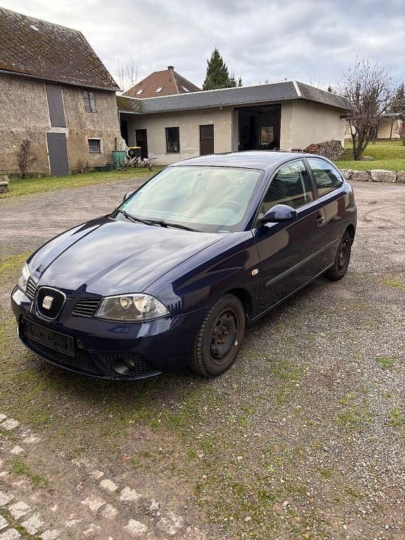 Blau Gebraucht 2008 Seat Ibiza Comfort Limousine | 4.500 € (Fairer Preis) - Bild 1/4