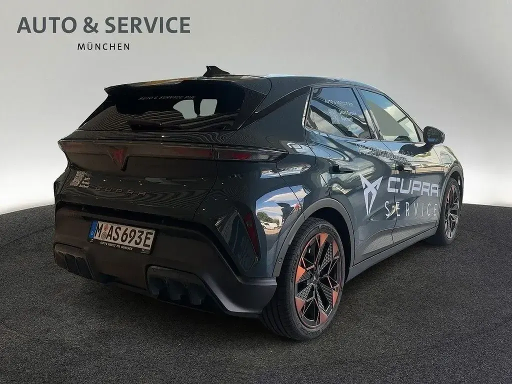 Neu Cupra Raval Endurance 155 kW (211 PS) 2026 Grau Limousine