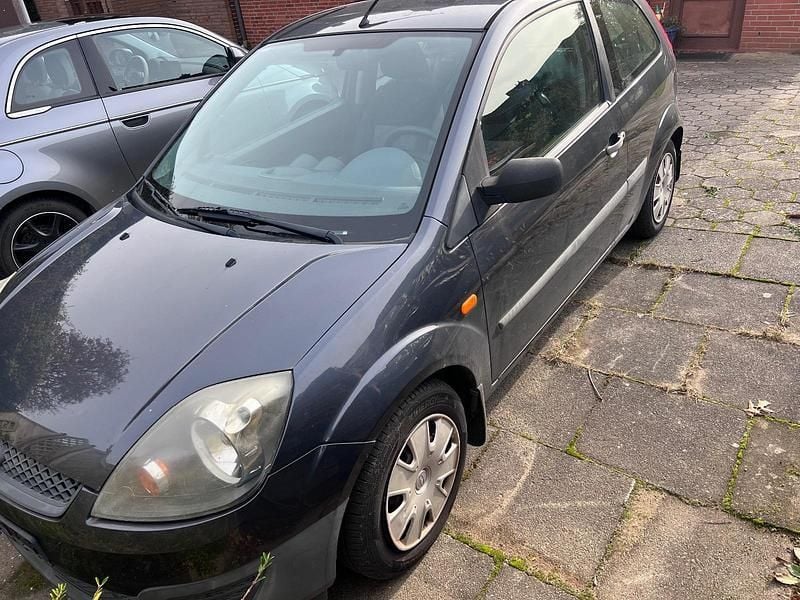 Gebraucht 2006 Ford Fiesta Kleinwagen | 300 € (Superpreis) - Bild 1/4