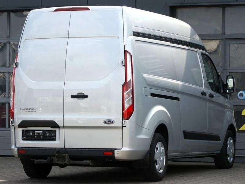 Gebraucht Ford Transit Custom Trend 131 PS (96 kW) 2020 Moondust silver (metallic) Pickup