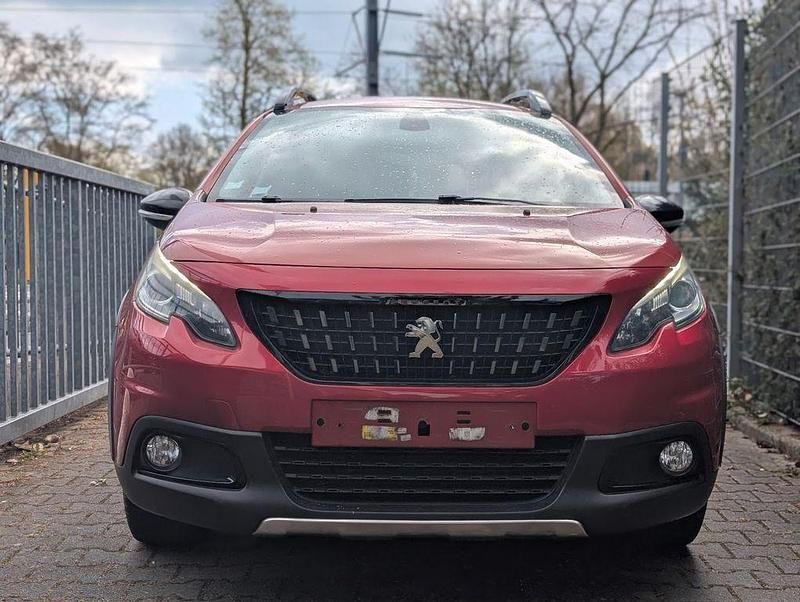 Second-hand Peugeot 2008 GT-line 110 CP (80 kW) 2017 Roșu SUV