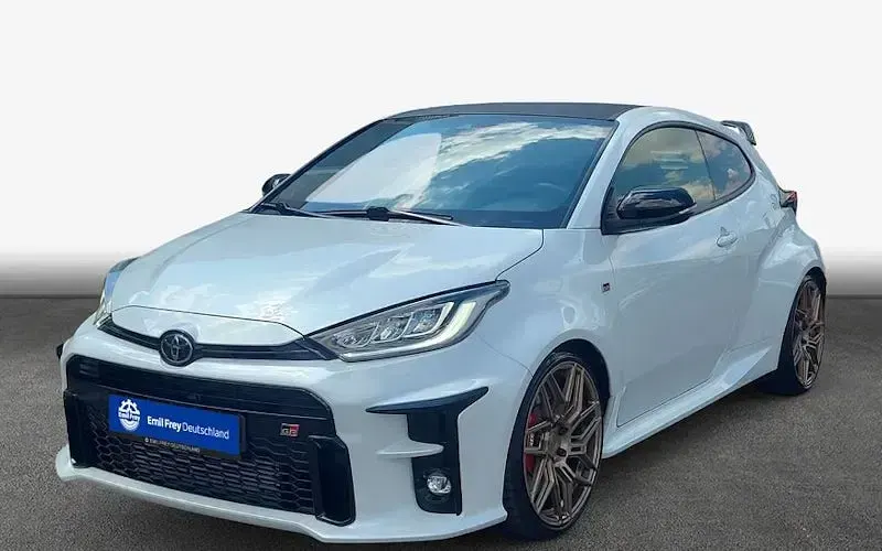 Gebraucht Toyota Yaris 280 PS (205 kW) 2020 Limousine