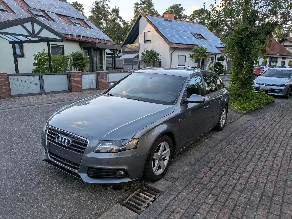 Gebraucht Audi A4 S-Line 143 PS (105 kW) 2011 Grau Kombi