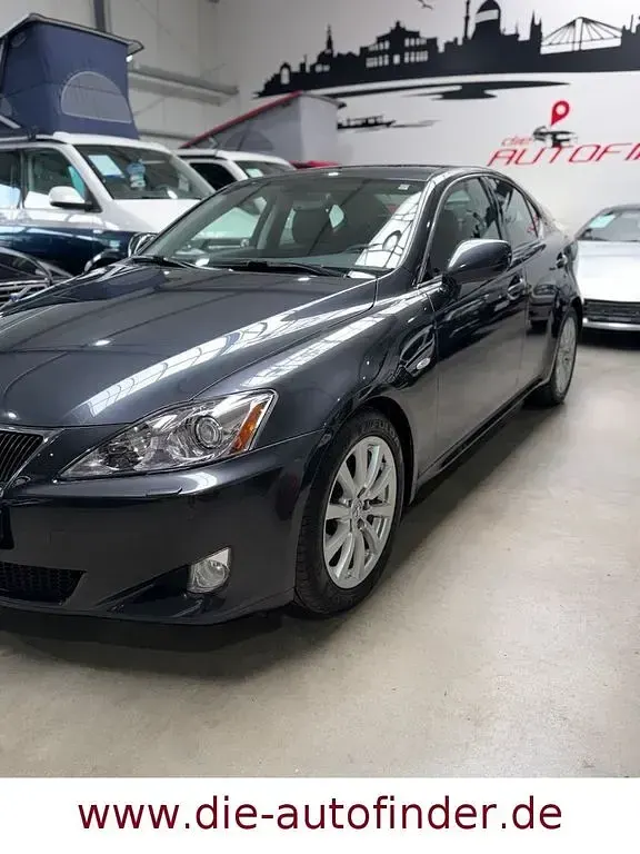 Begagnad Lexus IS250 208 HK (152 kW) 2007 Grå Sedan