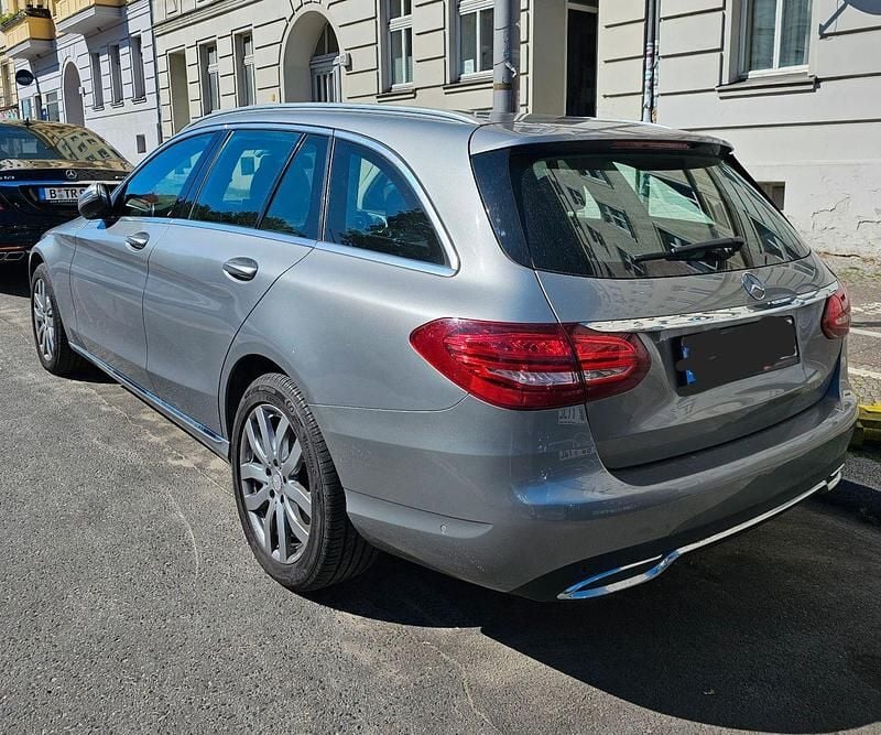 Silber Gebraucht 2015 Mercedes C250 Avantgarde Kombi | 12.600 € (Superpreis) - Bild 1/4