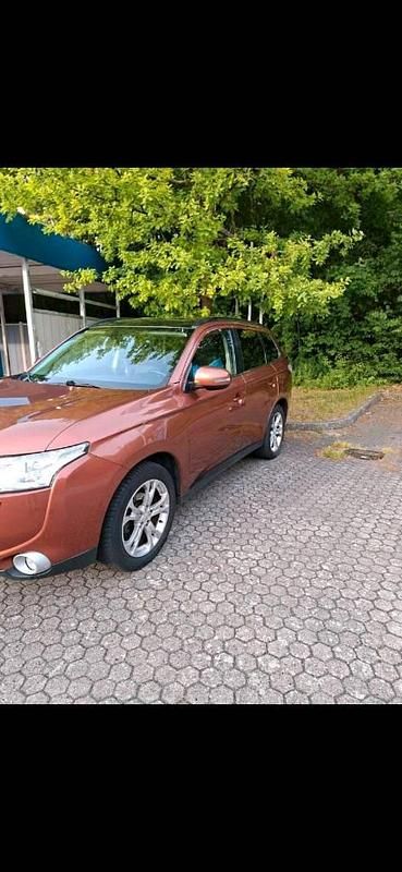 Gebraucht Mitsubishi Outlander 150 PS (110 kW) 2012 Orange SUV