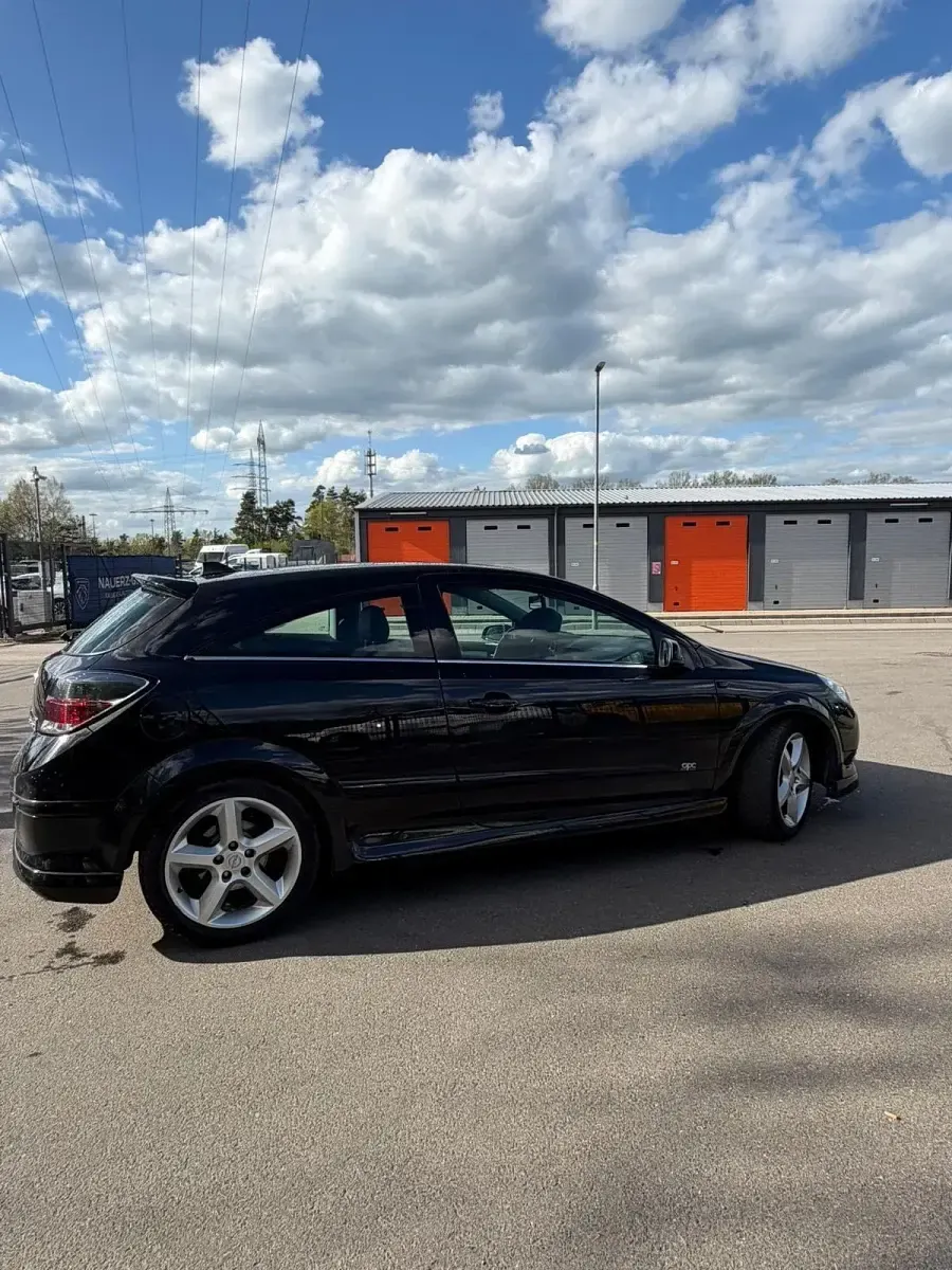 Gebraucht Opel Astra GTC OPC 170 PS (125 kW) 2006 Schwarz Coupé