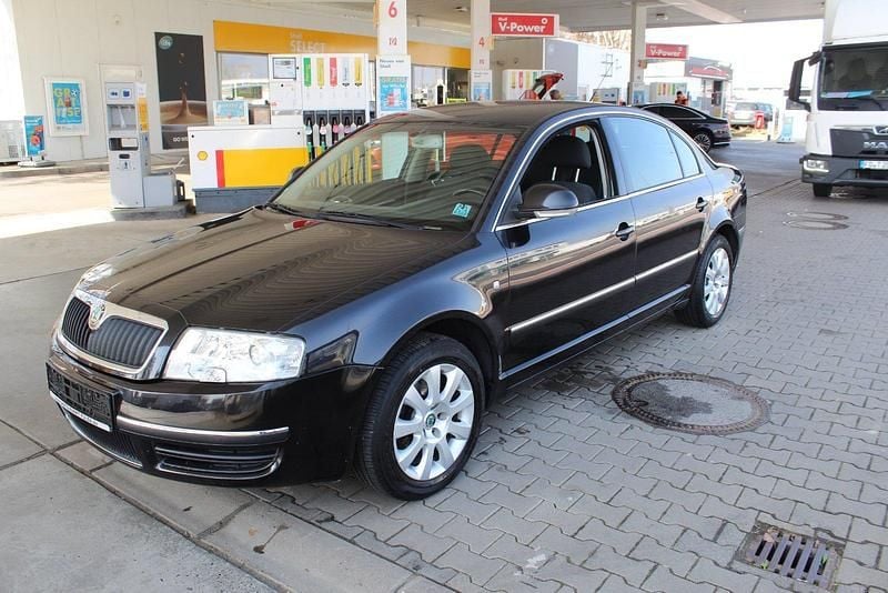 Gebraucht Skoda Superb 150 PS (110 kW) 2008 Schwarz Limousine