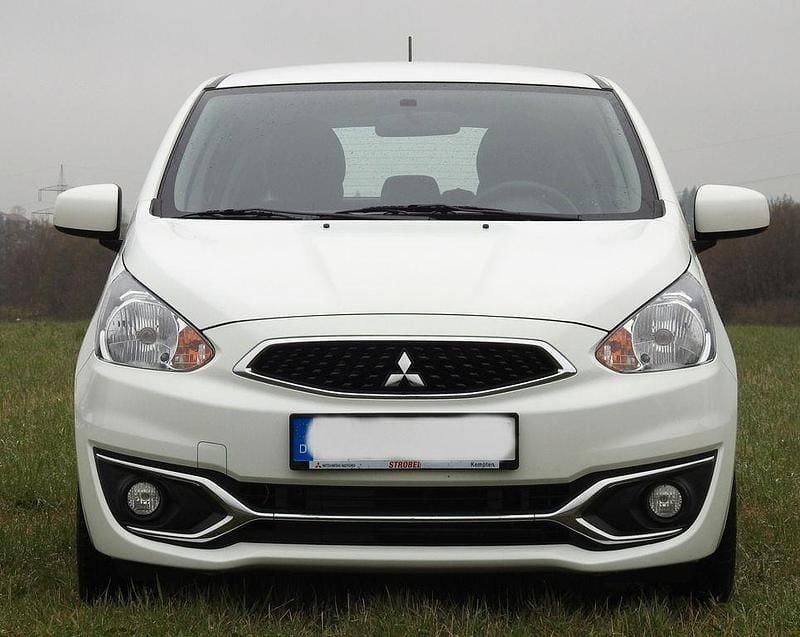 Gebraucht Mitsubishi Space Star 71 PS (52 kW) 2019 Weiß Kleinwagen