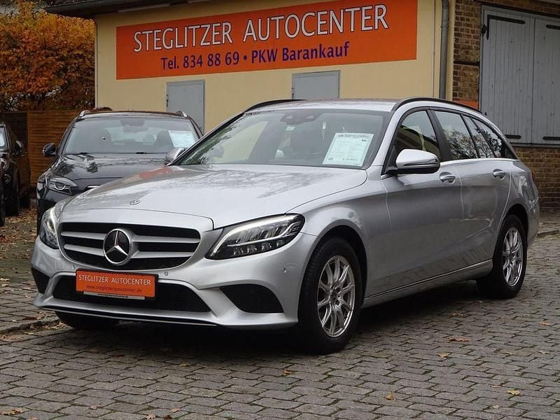 Iridiumsilber metalliclack Gebraucht 2021 Mercedes C200 Kombi | 24.900 € (Guter Preis) - Bild 1/4