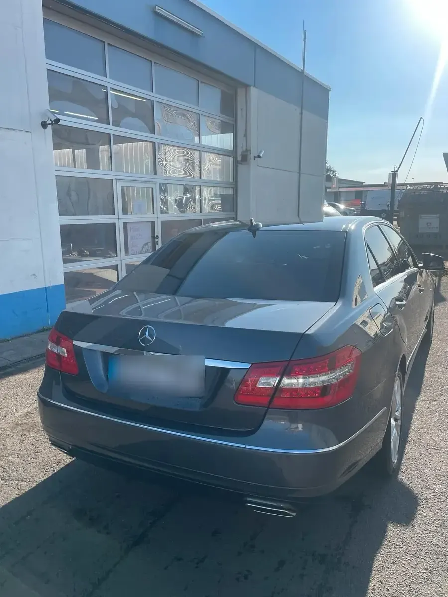 Brugt Mercedes E220 170 HK (125 kW) 2011 Grå Sedan