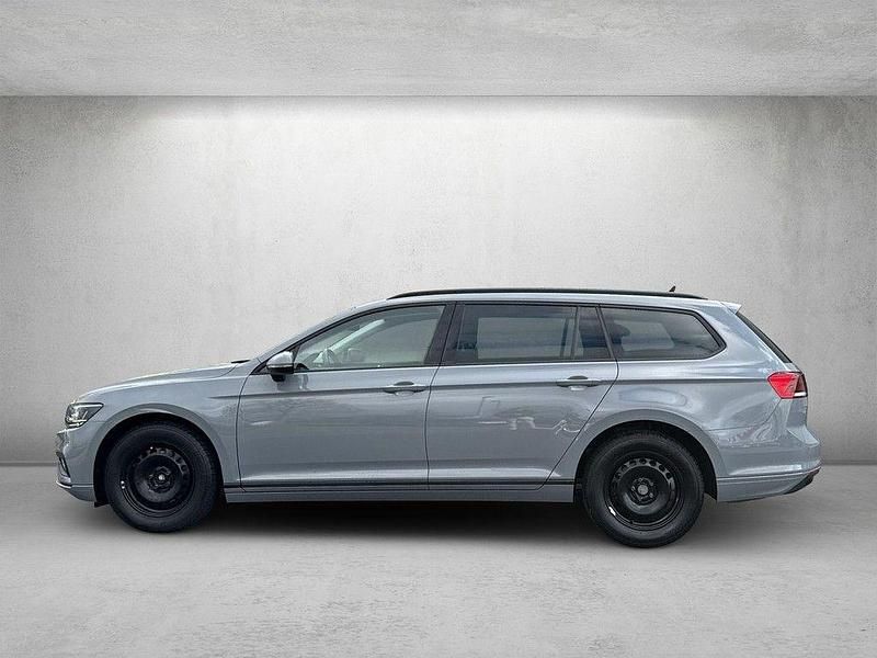 Gebraucht VW Passat Conceptline 150 PS (110 kW) 2023 Grau Kombi