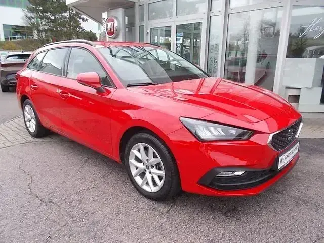 Gebraucht Seat Leon Style 110 PS (80 kW) 2022 Pure rot Kombi