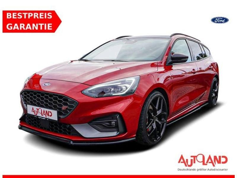 Gebraucht Ford Focus ST 280 PS (205 kW) 2022 Fantastic red (metallic) Kombi