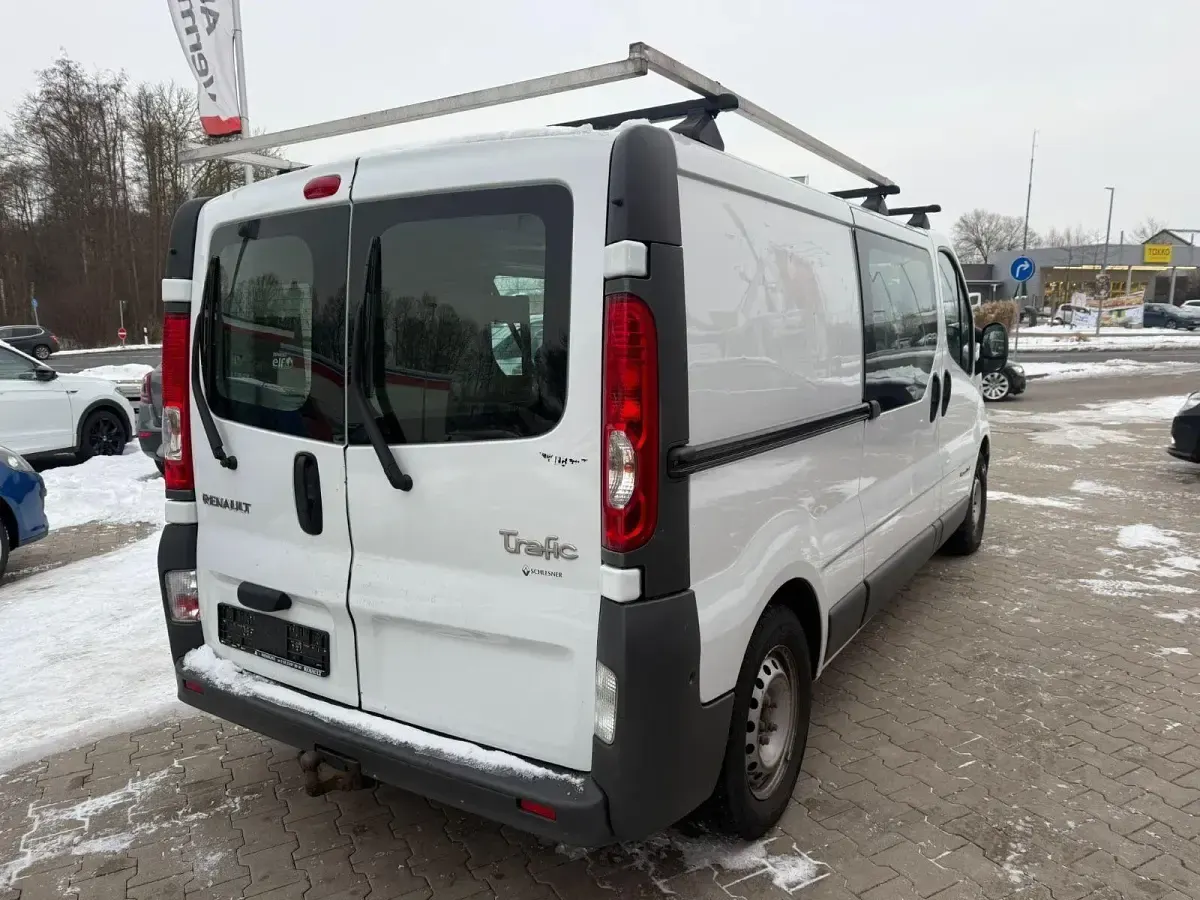 Brugt Renault Trafic 114 HK (83 kW) 2009 Hvid MPV