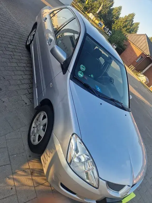 Gebraucht Mitsubishi Lancer Comfort Edition 98 PS (72 kW) 2004 Silber Limousine