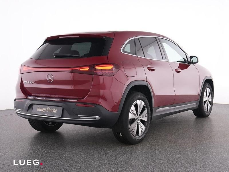 Gebraucht Mercedes EQA250+ Progressive 139 kW (190 PS) 2024 Rot SUV