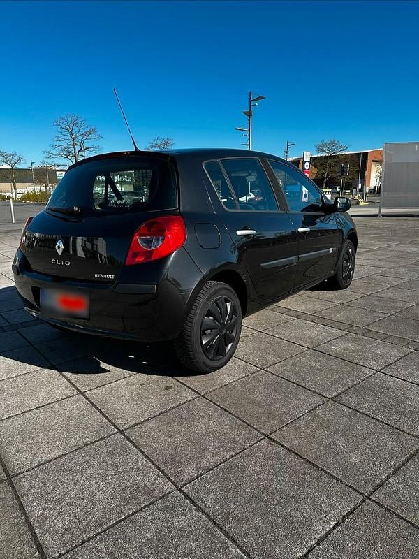 Gebraucht Renault Clio III 75 PS (55 kW) 2006 Schwarz Kleinwagen