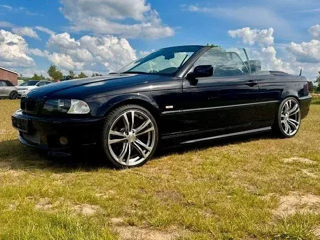 Gebraucht BMW 320 Cabriolet M Sport 170 PS (125 kW) 2001 Schwarz Cabrio