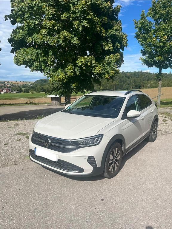 Grau Gebraucht 2023 VW Taigo Move SUV | 19.500 € (Guter Preis) - Bild 1/4