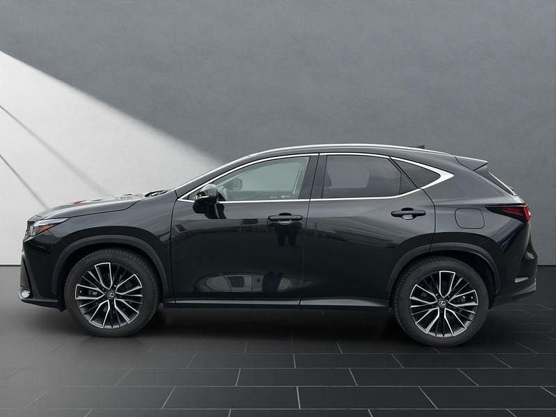 Gebraucht Lexus NX450h+ Luxury Line 309 PS (227 kW) 2022 Schwarz SUV
