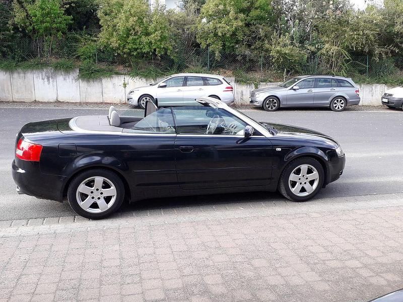 Schwarz Gebraucht 2002 Audi A4 Cabriolet Sport Cabrio | 3.600 € (Superpreis) - Bild 1/4