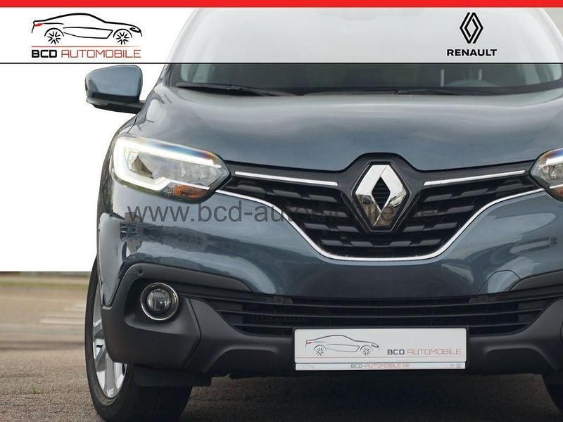 Grau Gebraucht 2017 Renault Kadjar Experience SUV | 13.590 € (Fairer Preis) - Bild 1/4
