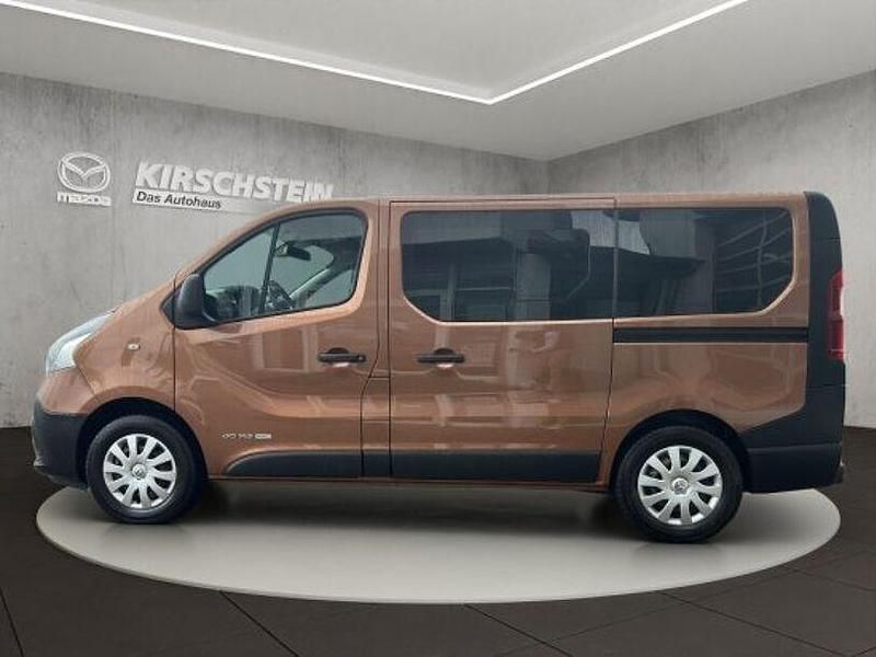Gebraucht Renault Trafic Expression 146 PS (107 kW) 2017 Braun Van / Kleinbus