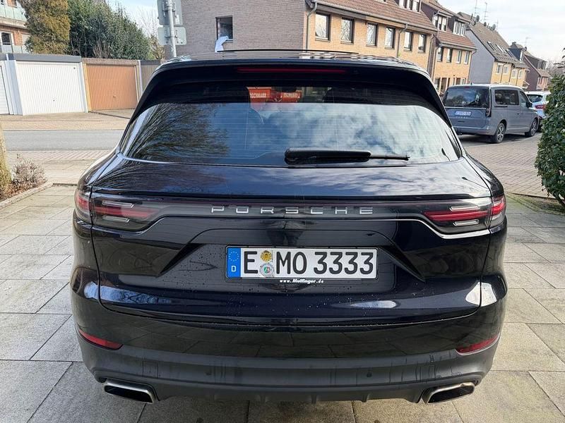 Gebraucht Porsche Cayenne Basis 340 PS (250 kW) 2019 Schwarz SUV