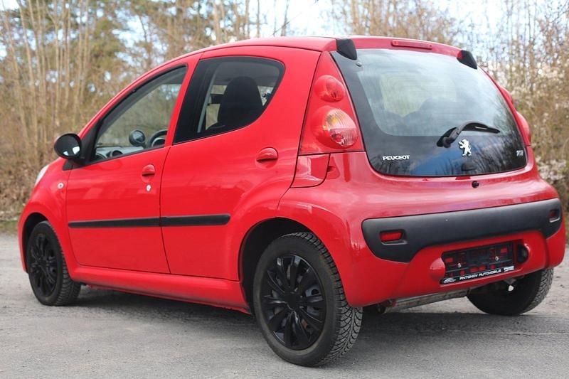 Gebraucht Peugeot 107 68 PS (50 kW) 2009 Rot Kleinwagen