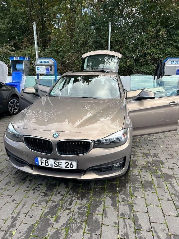 Gebraucht BMW 320 Gran Turismo 190 PS (139 kW) 2013 Beige Limousine