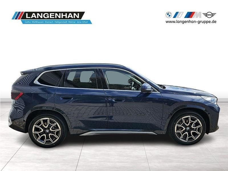 Gebraucht BMW iX1 xLine 150 kW (204 PS) 2025 Blau SUV