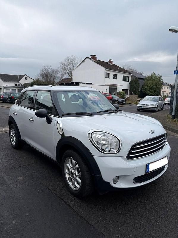 Weiß Gebraucht 2011 Mini One Countryman SUV | 6.950 € (Fairer Preis) - Bild 1/4