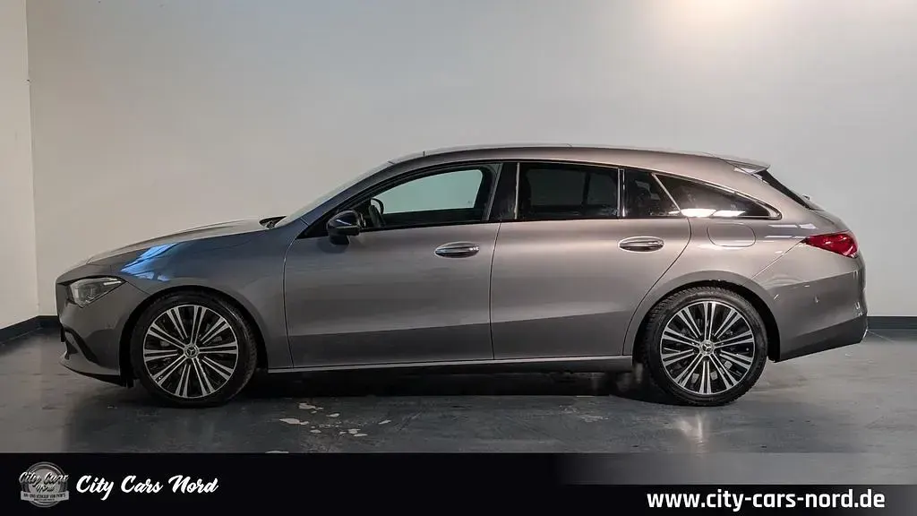 Gebraucht Mercedes CLA220 Progressive 190 PS (139 kW) 2023 Grau Limousine