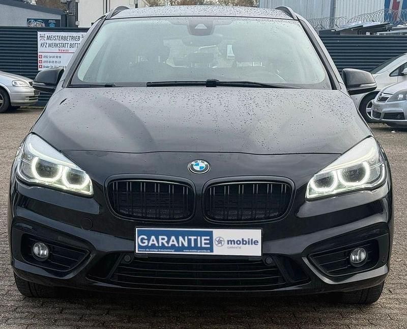 Gebraucht BMW 218 Advantage 150 PS (110 kW) 2018 Schwarz Kombi
