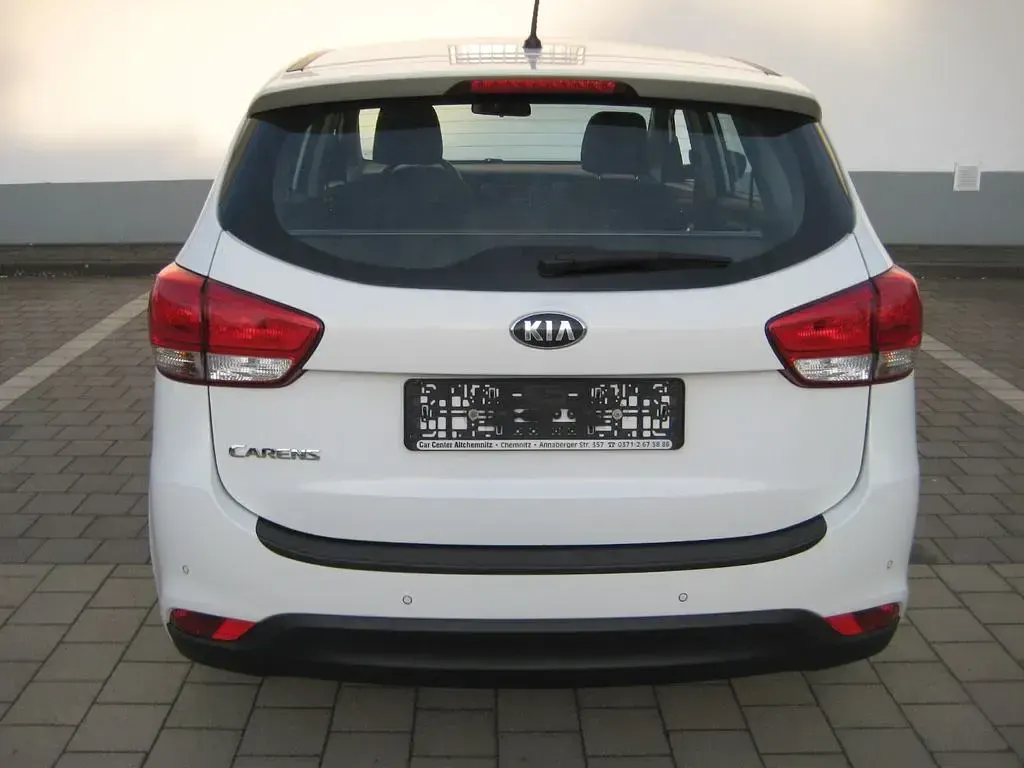 Gebraucht Kia Carens Edition 7 135 PS (99 kW) 2015 Weiß Van / Kleinbus