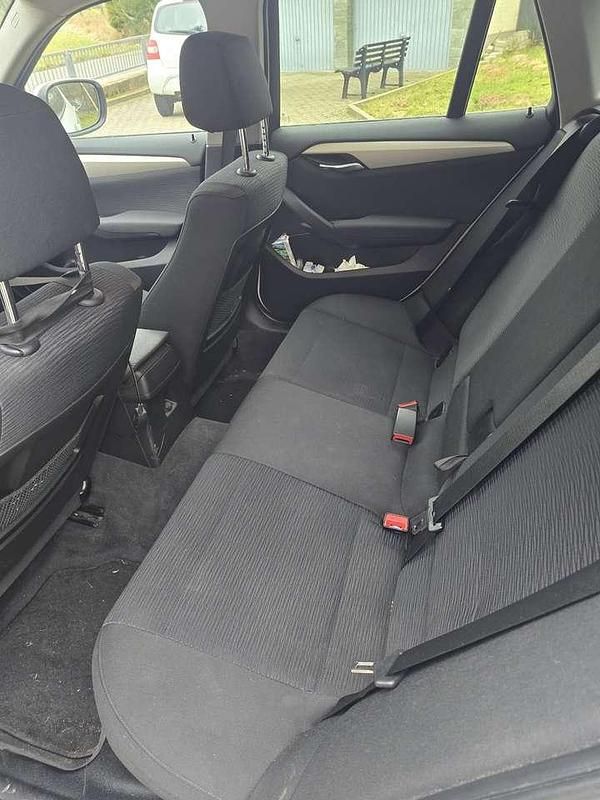 Gebraucht BMW X1 150 PS (110 kW) 2011 Weiß SUV