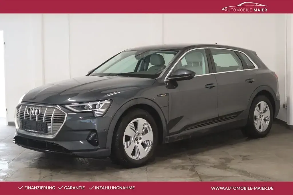 Gebraucht Audi e-tron Sport 300 kW (408 PS) 2023 Manhattangrau metallic SUV