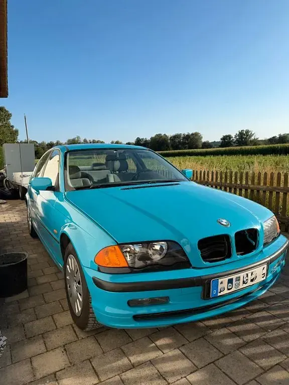 Gebraucht BMW 320 150 PS (110 kW) 1999 Blau Limousine