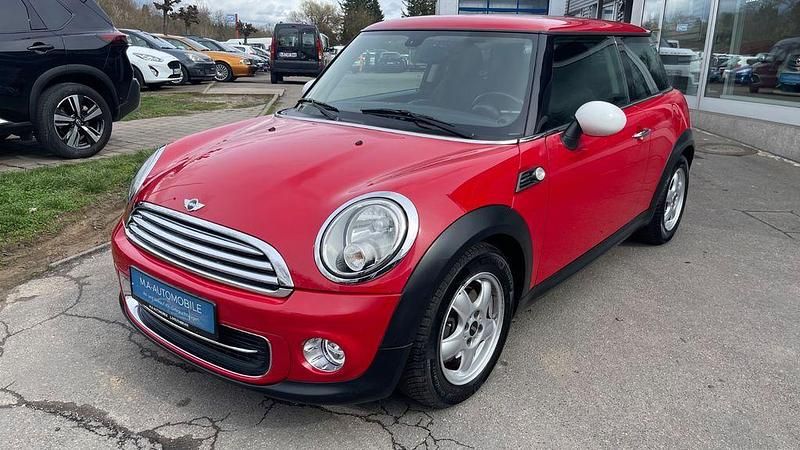 Gebraucht Mini ONE 75 PS (55 kW) 2011 Rot Kleinwagen