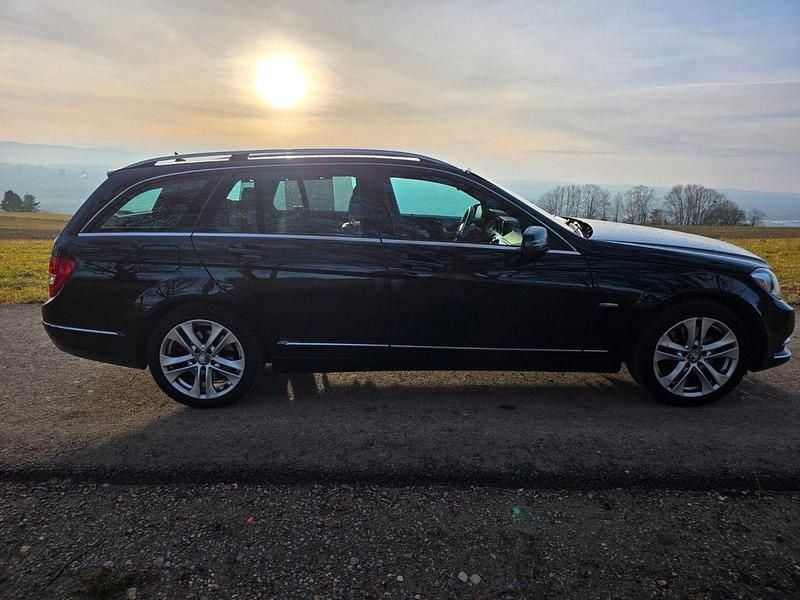 Gebraucht Mercedes C350 Avantgarde 265 PS (194 kW) 2012 Schwarz Kombi