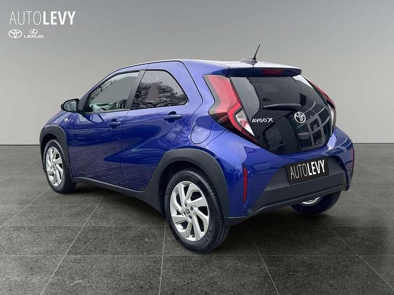 Gebraucht Toyota Aygo X Active 72 PS (52 kW) 2024 Blau SUV