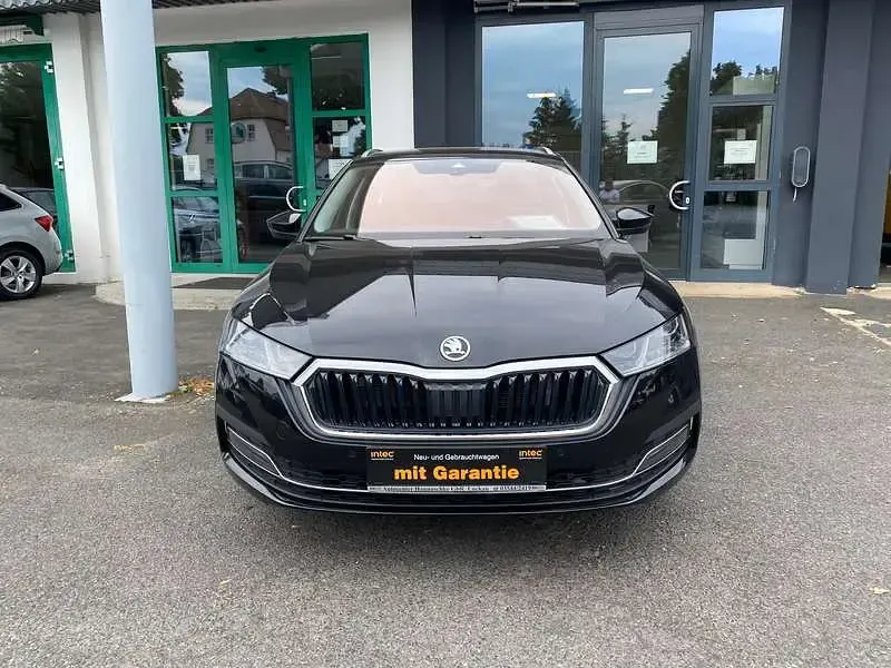 Gebraucht Skoda Octavia Style 150 PS (110 kW) 2022 Blackmagicperl.  metallic Kombi