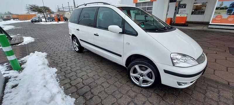 Gebraucht Ford Galaxy Trend 116 PS (85 kW) 2005 Weiß Van / Kleinbus
